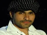 Arya Babbar (10)