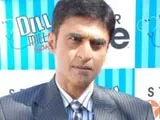 Mohnish Behl (27)