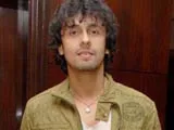 Sonu Nigam (25)