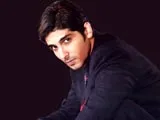 Zayed Khan (48)